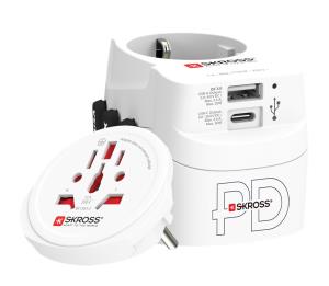 Universal travel plug with USB and USB C white