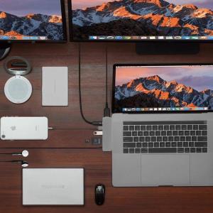 Solo USB-c Hub For MacBook Space Gray