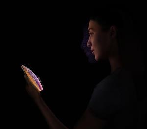 iPhone Xs - 64GB -  Refurbished - A Grade - Gold / Gold