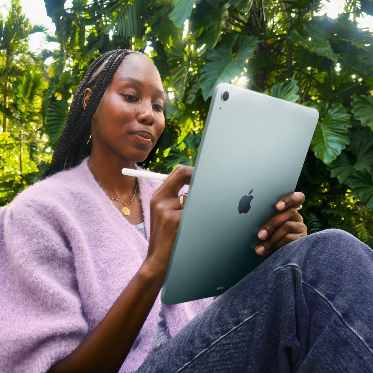 Apple introduces iPad Air with powerful M3 chip and new