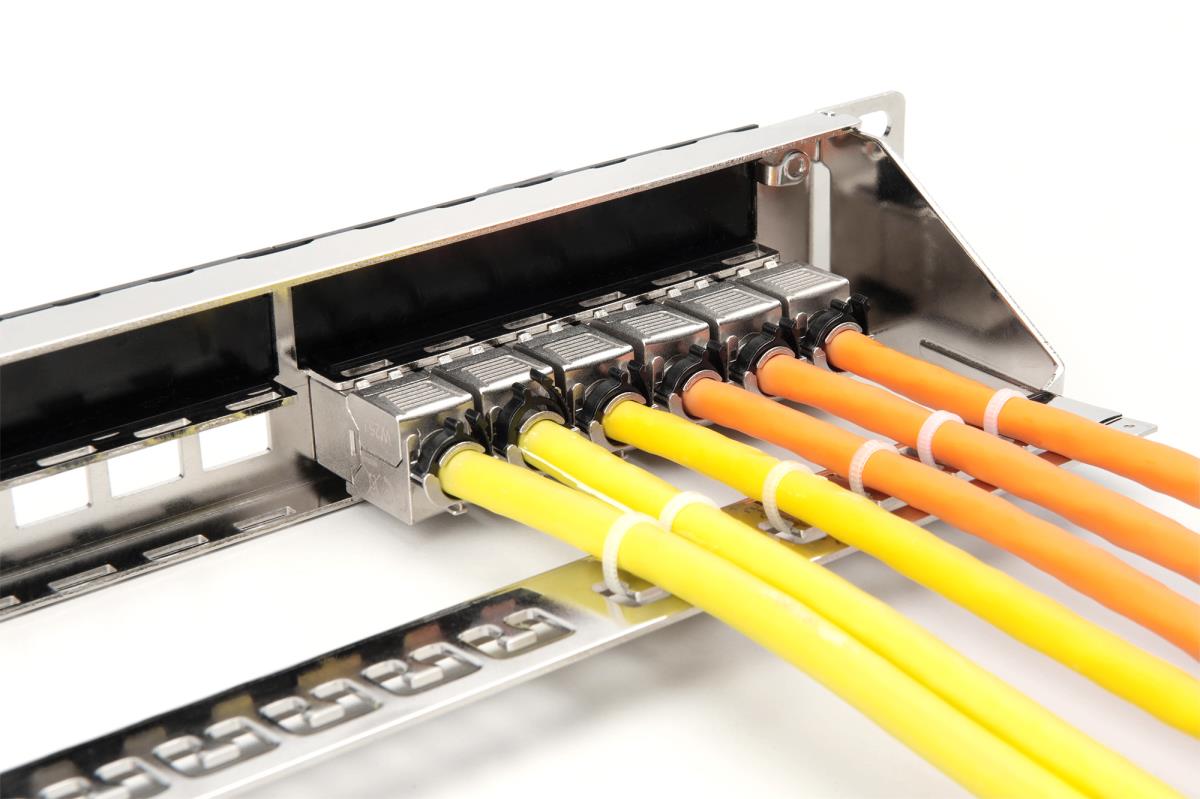 DIGITUS Modular Galvanized Patch Panel - shielded 24-port 24-port blank ...